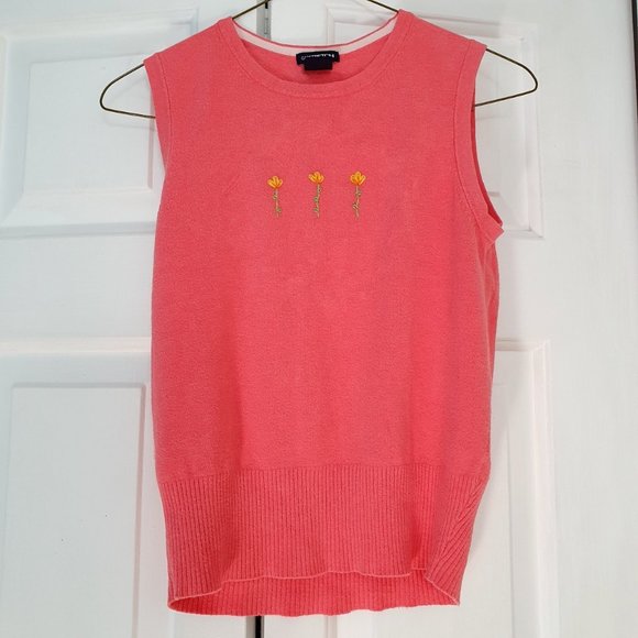 Embroidered Sleeveless sweater - Picture 3 of 4